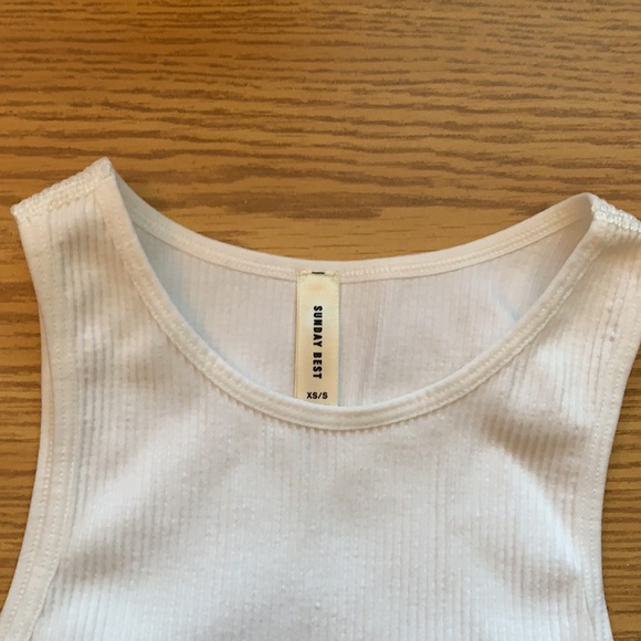 Aritizia Crop Top - Picture 2 of 3